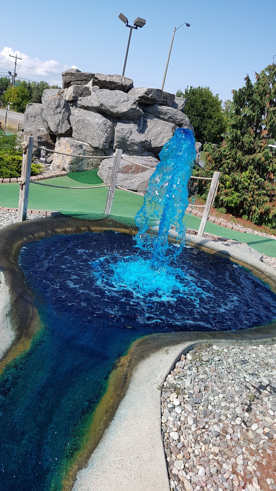 Mer Bleue Golf, Driving Range & Miniputt | 3686 Navan Rd, Navan, ON K4B 1H9, Canada | Phone: (613) 824-7900