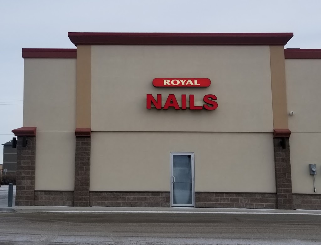 Royal Nails Selkirk | 4-1012 Manitoba Ave, Selkirk, MB R1A 4M2, Canada | Phone: (204) 482-3932