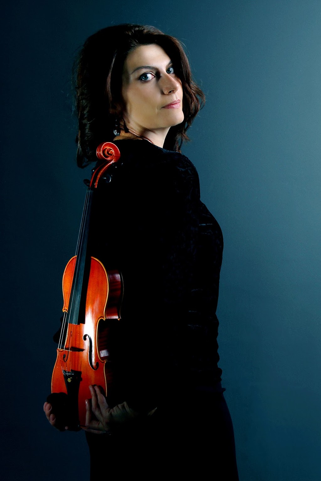 Gayane Bareghamyan Violinist & Violin Teacher | 2330 Bridletowne Cir #1207, Scarborough, ON M1W 3P6, Canada | Phone: (416) 915-1748