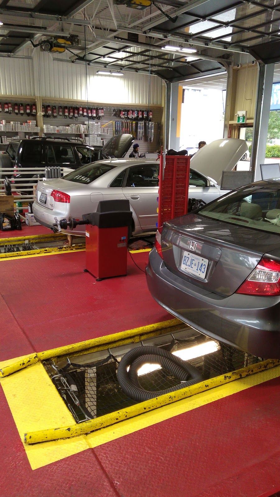 Mr. Lube | 1500 Finch Ave E, North York, ON M2J 4Y6, Canada | Phone: (416) 492-3058