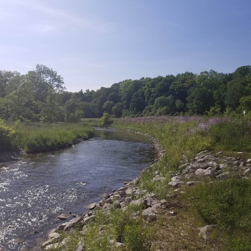 Etobicoke Creek Trail (Eglinton Entrance) | Unnamed Road, Etobicoke, ON M9C 5A5, Canada