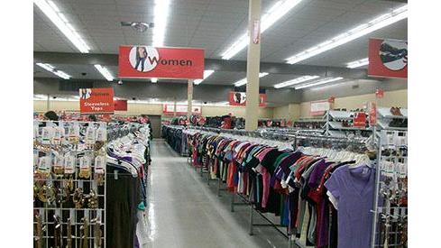 Value Village | 120 Ottawa St N, Kitchener, ON N2H 3K5, Canada | Phone: (519) 576-4403