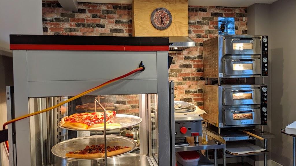Pizza Buoys | 153 Front Rd, Port Rowan, ON N0E 1M0, Canada | Phone: (226) 398-3211