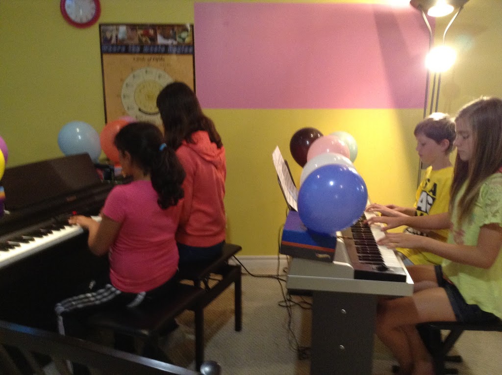 Music For Young Children at Fionas Music Studio | 34 Anson Ct, Kitchener, ON N2R 1S9, Canada | Phone: (519) 893-1180