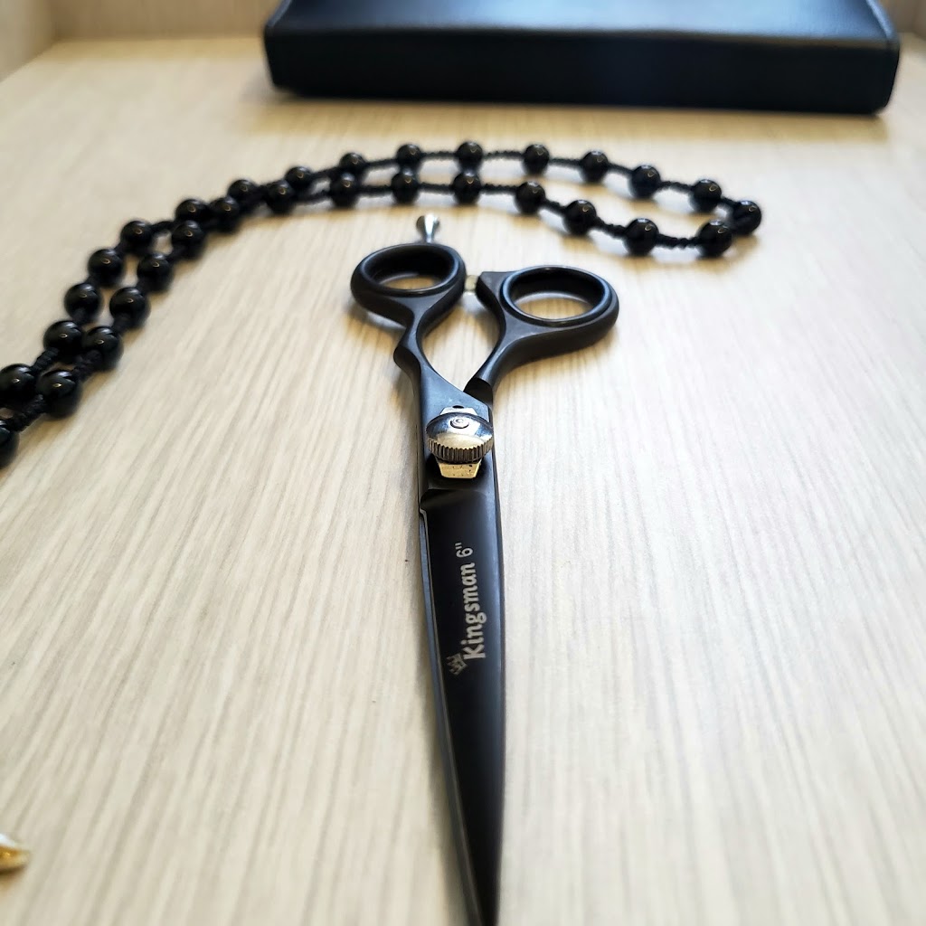 Kingsman Scissors | 240 Wellesley St E, Toronto, ON M4X 1G5, Canada | Phone: (647) 859-2444