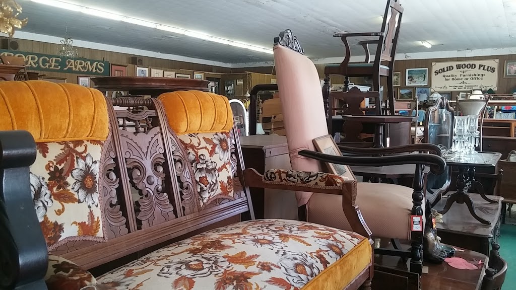 Country Antique Store | 6595 Line 86, Elmira, ON N3B 2Z2, Canada | Phone: (226) 266-1584