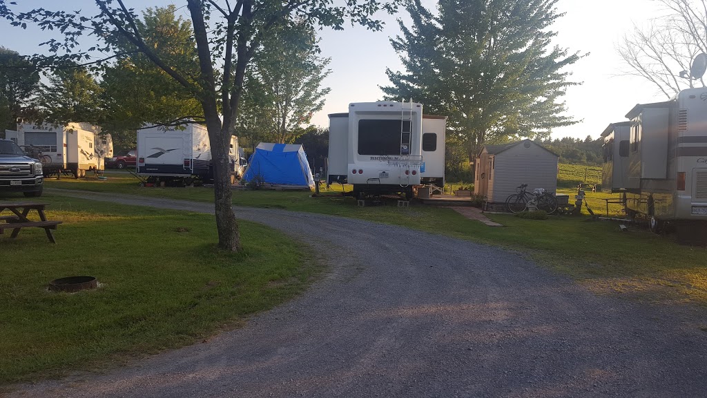 Recreationland Tent & Trailer Park | 1566 Canaan Rd, Cumberland, ON K4C 1J5, Canada | Phone: (613) 833-2974