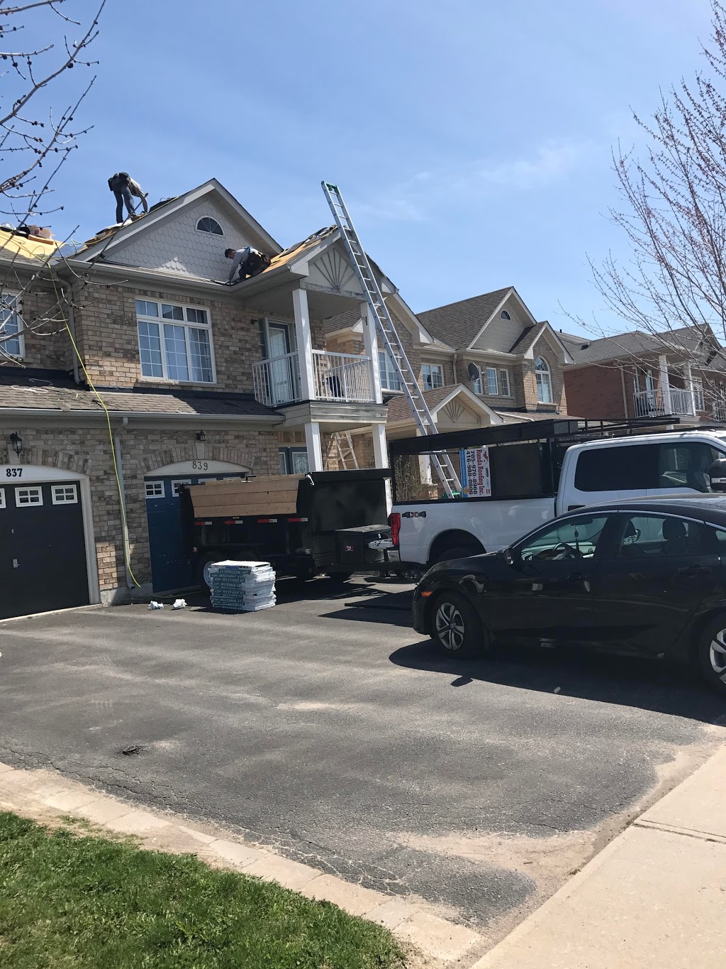 Runda Roofing Inc | 2068 Gibson St, Innisfil, ON L9S 4B7, Canada | Phone: (705) 970-8966