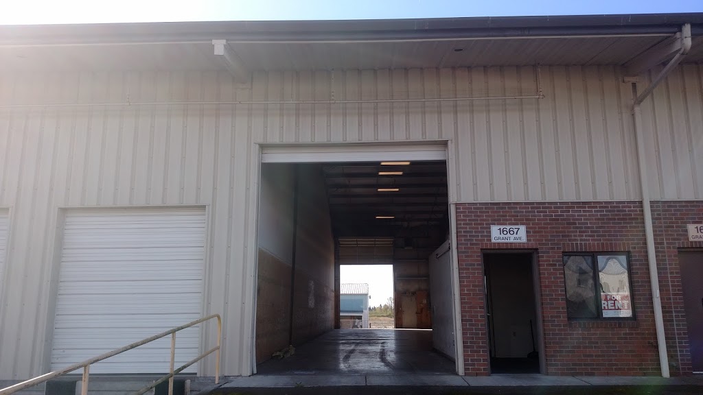 Nelson Building Warehouse | 925 Ludwick Ave, Blaine, WA 98230, USA | Phone: (360) 332-2743