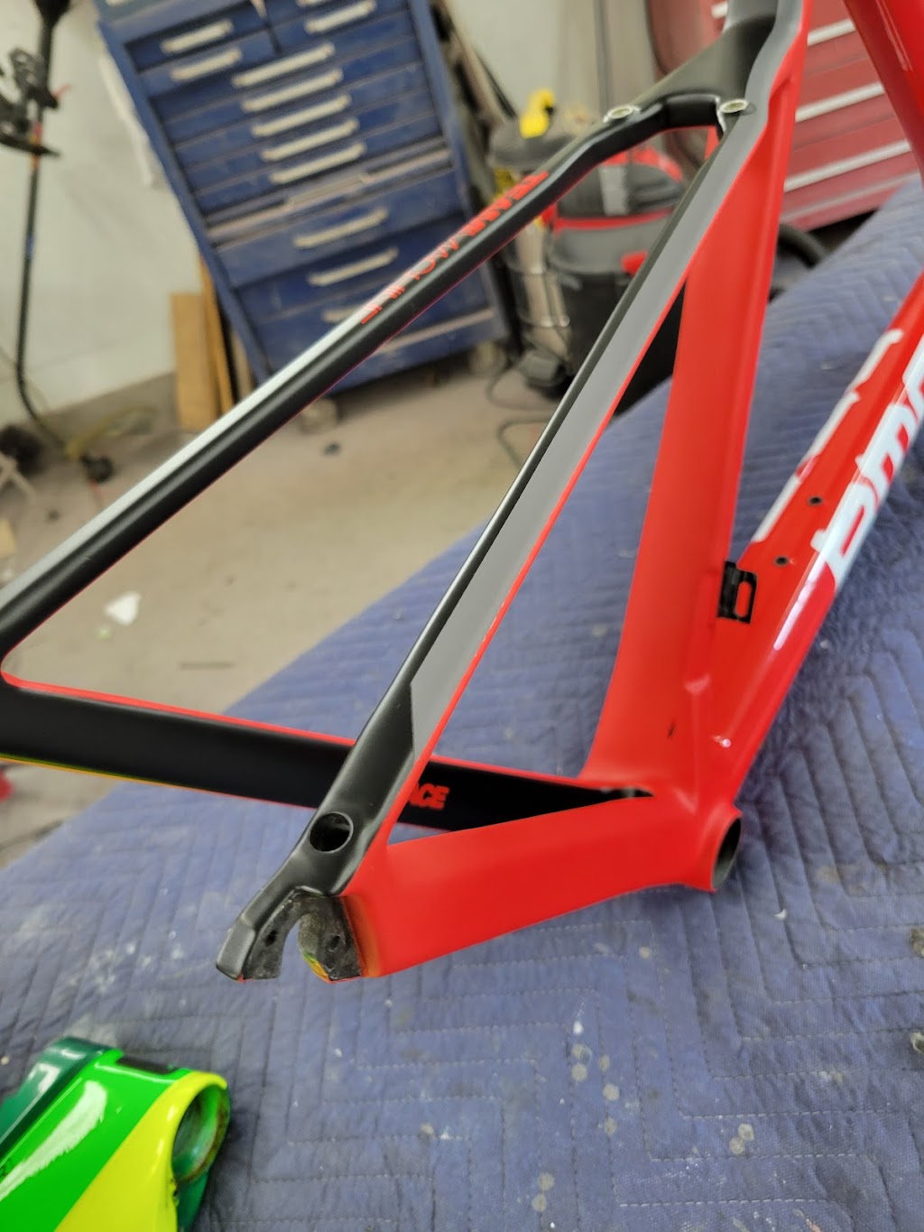 Vélos Composites | 537 Chem. Champigny, Larouche, QC G0W 1Z0, Canada | Phone: (418) 540-2124