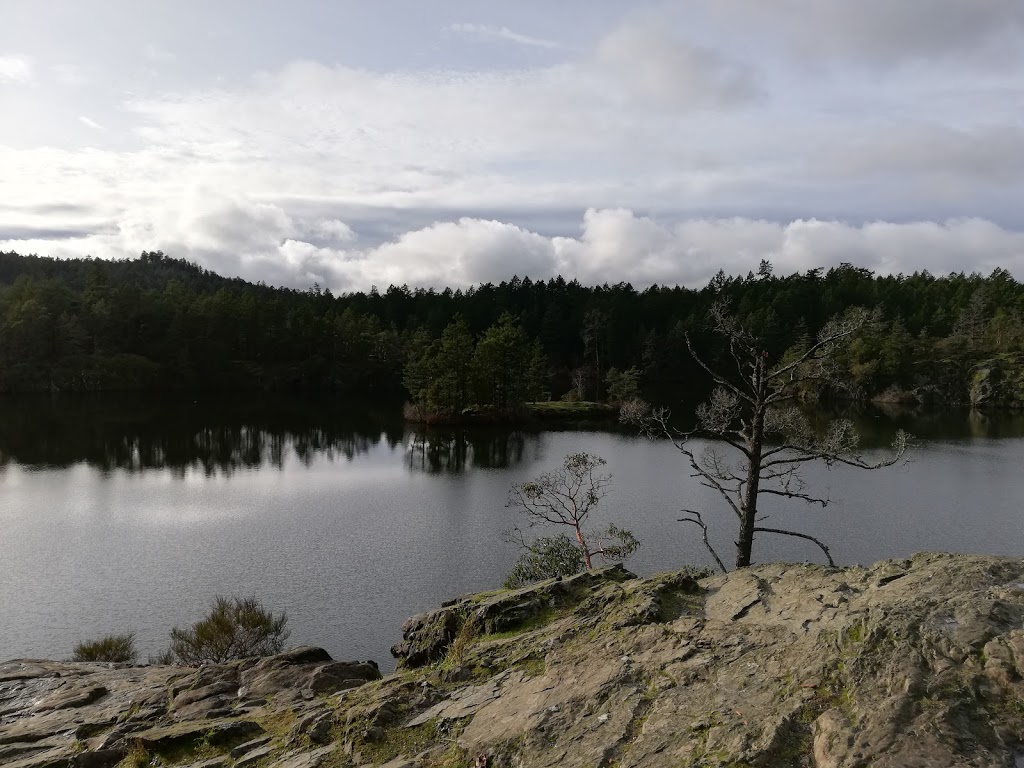 Thetis Lake Regional Park - Main Parking Lot | Six Mile Rd, View Royal, BC V9B, Canada