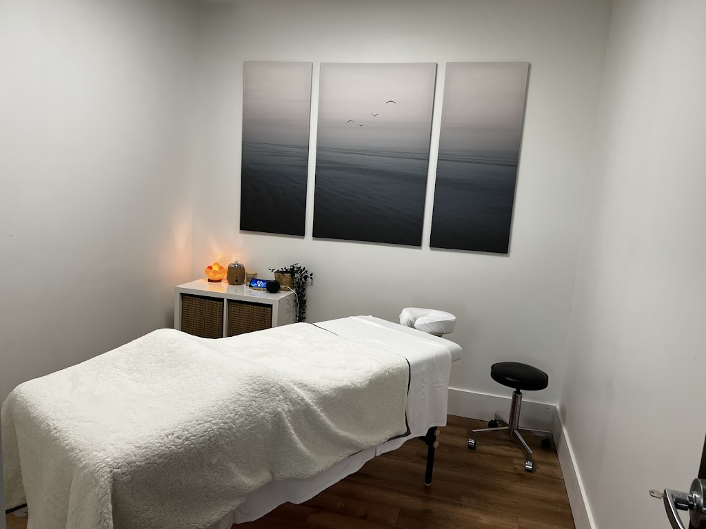 Clinique PSB de Sainte-Julie: Chiropratique & Massothérapie | 2123 Blvd. Armand-Frappier local 202, Sainte-Julie, QC J3E 2N7, Canada | Phone: (450) 649-1411