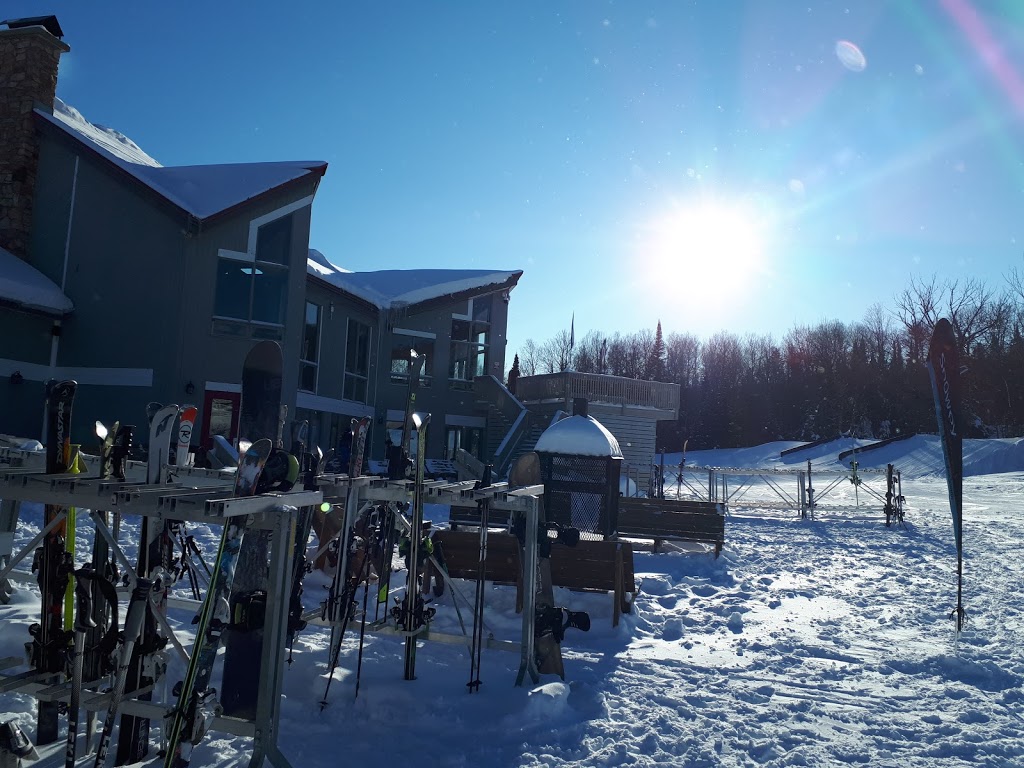 Ski La Réserve | 56 Chemin du Mont la Réserve, Saint-Donat-de-Montcalm, QC J0T 2C0, Canada | Phone: (819) 424-1373