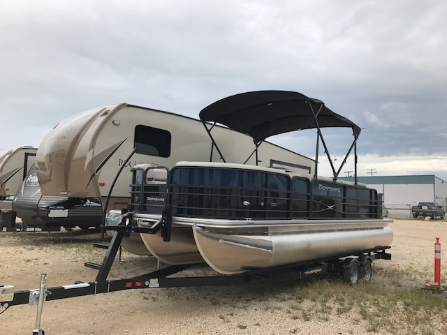 Steinbach Holiday RV & Marine | 143 MB-12, Steinbach, MB R5G 1T5, Canada | Phone: (204) 346-7100