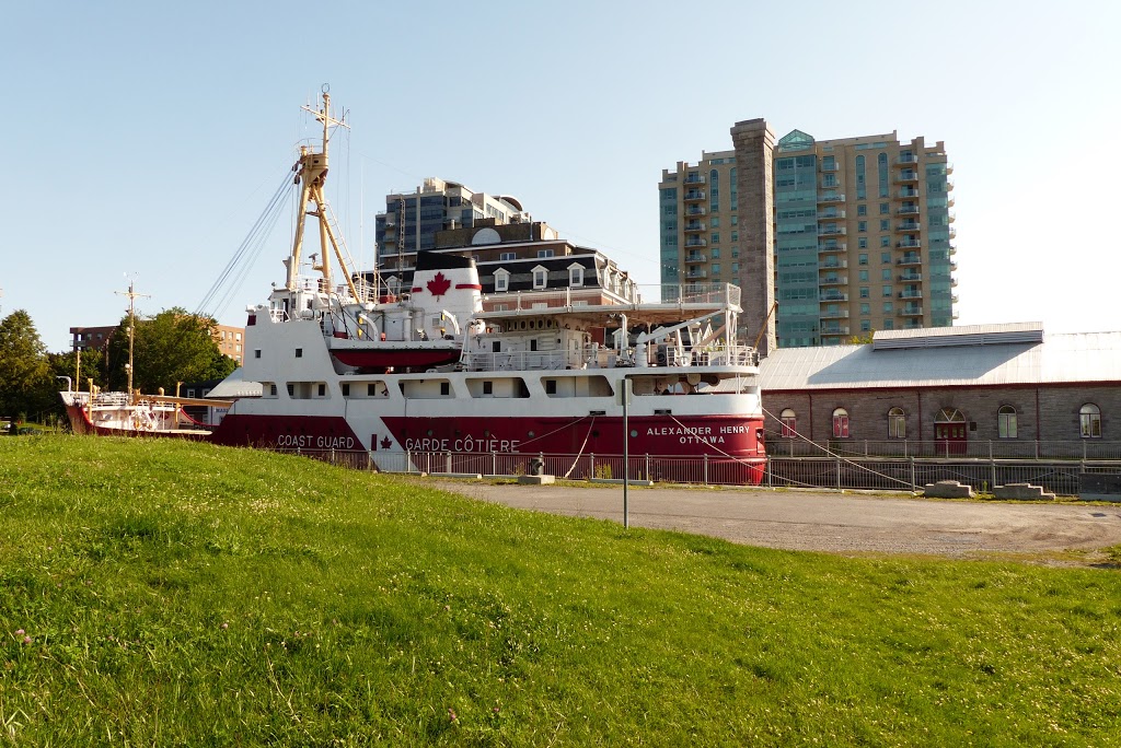 Marine Museum of the Great Lakes at Kingston | 53 Yonge St, Kingston, ON K7M 6G4, Canada | Phone: (613) 542-2261