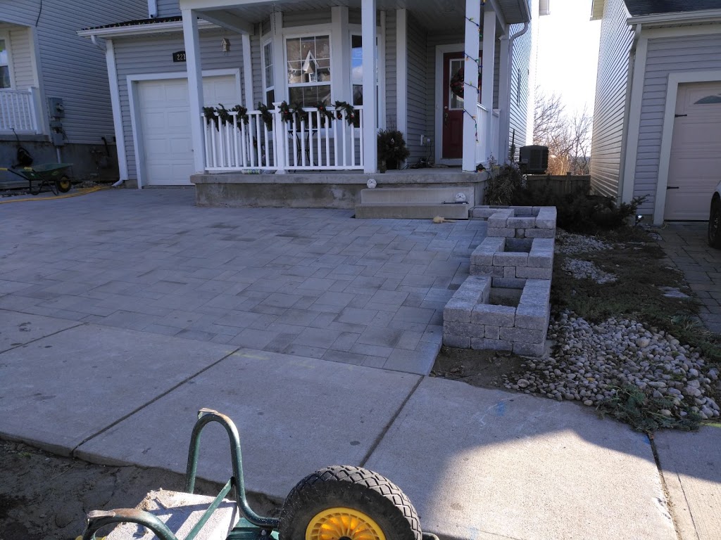 CF Landscaping | 482 South Service Rd E, Oakville, ON L6J 2X6, Canada | Phone: (866) 262-3176