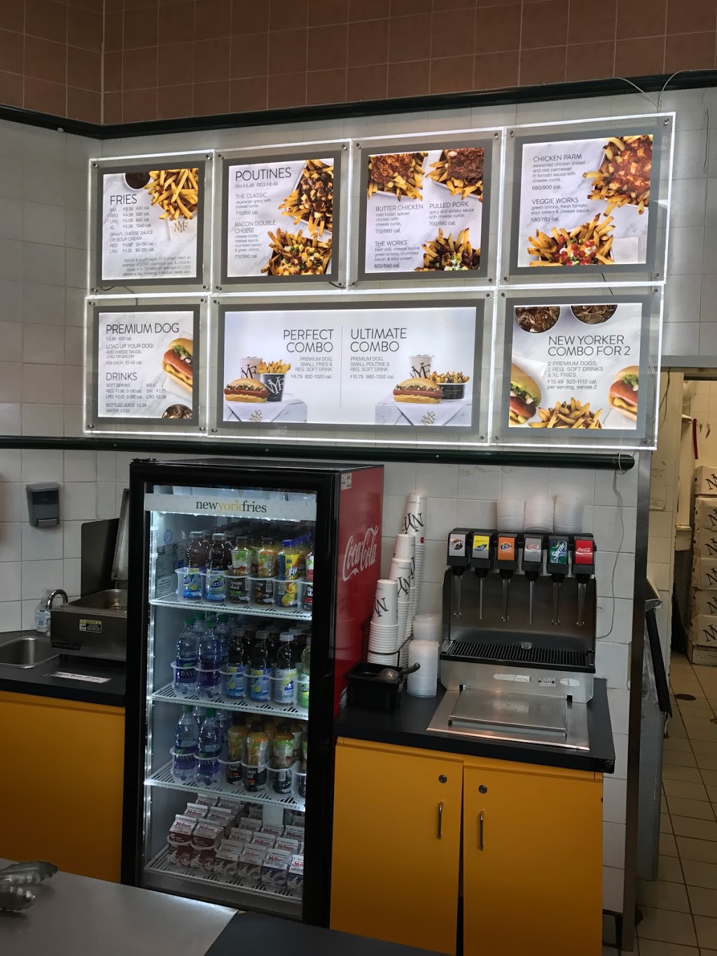 New York Fries - Lynden Park Mall | 84 Lynden Rd Unit E18, Brantford, ON N3R 6B8, Canada | Phone: (519) 759-8039