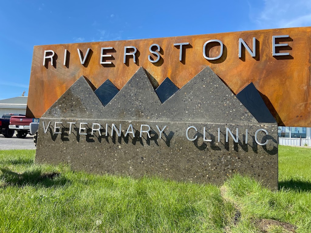 Olds Riverstone Vet | 6312 46 St, Olds, AB T4H 1M6, Canada | Phone: (403) 556-2915