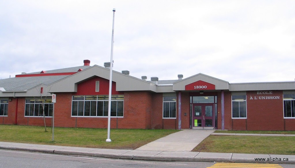 School À Lunisson | 13 300, Rue Paul Vi, Mirabel, QC J7J 1J2, Canada | Phone: (450) 569-2233