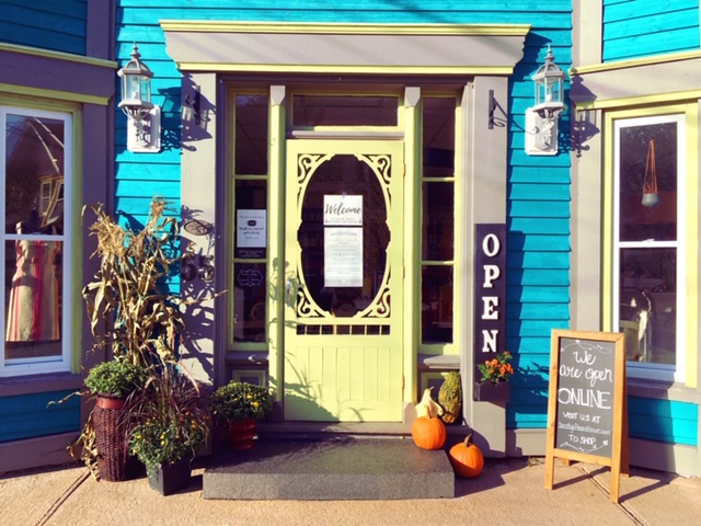 SEEK gifts and home decor Ltd. | 55 Montague St, Lunenburg, NS B0J 2C0, Canada | Phone: (902) 634-3142