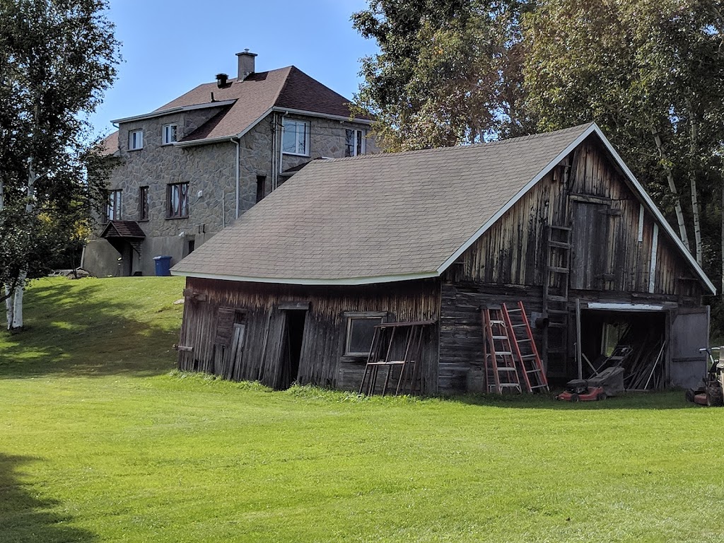 Gîte Chez Boris de lIsle Maligne | 2151 Avenue du Pont N, Alma, QC G8E 1P7, Canada | Phone: (702) 861-5428