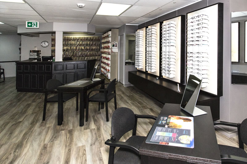 Almonte Family Optometrists | 77 Brae St, Almonte, ON K0A 1A0, Canada | Phone: (613) 256-0770