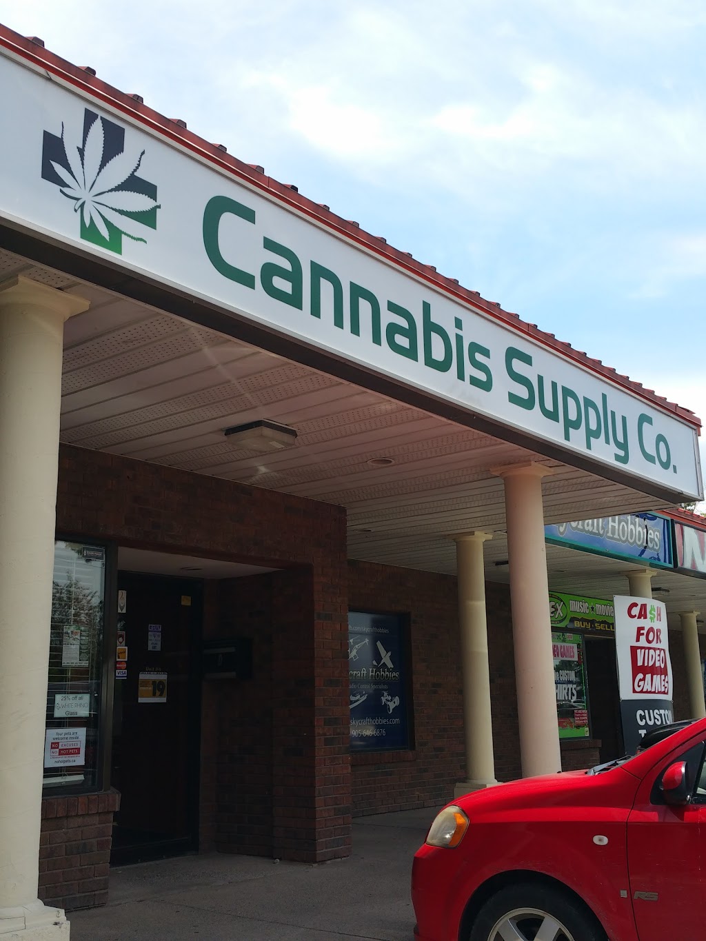 Cannabis Supply Co. | 4-314 Lake St, St. Catharines, ON L2N 4H4, Canada | Phone: (905) 646-1006