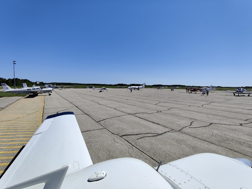 Wiarton Keppel International Airport (YVV) | 501262 Grey Rd 1, Wiarton, ON N0H 2T0, Canada | Phone: (519) 534-0140