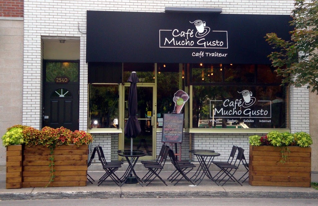 Mucho Gusto Café | 2536 Rue Beaubien E, Montréal, QC H1Y 1G2, Canada | Phone: (514) 722-6421