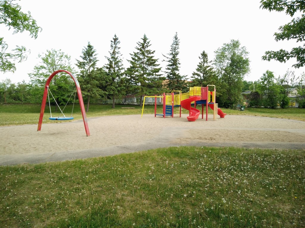 Agincourt Park | Braemar Park - Bel Air Heights - Copeland Park, Ottawa, ON K2C, Canada | Phone: (613) 580-2595