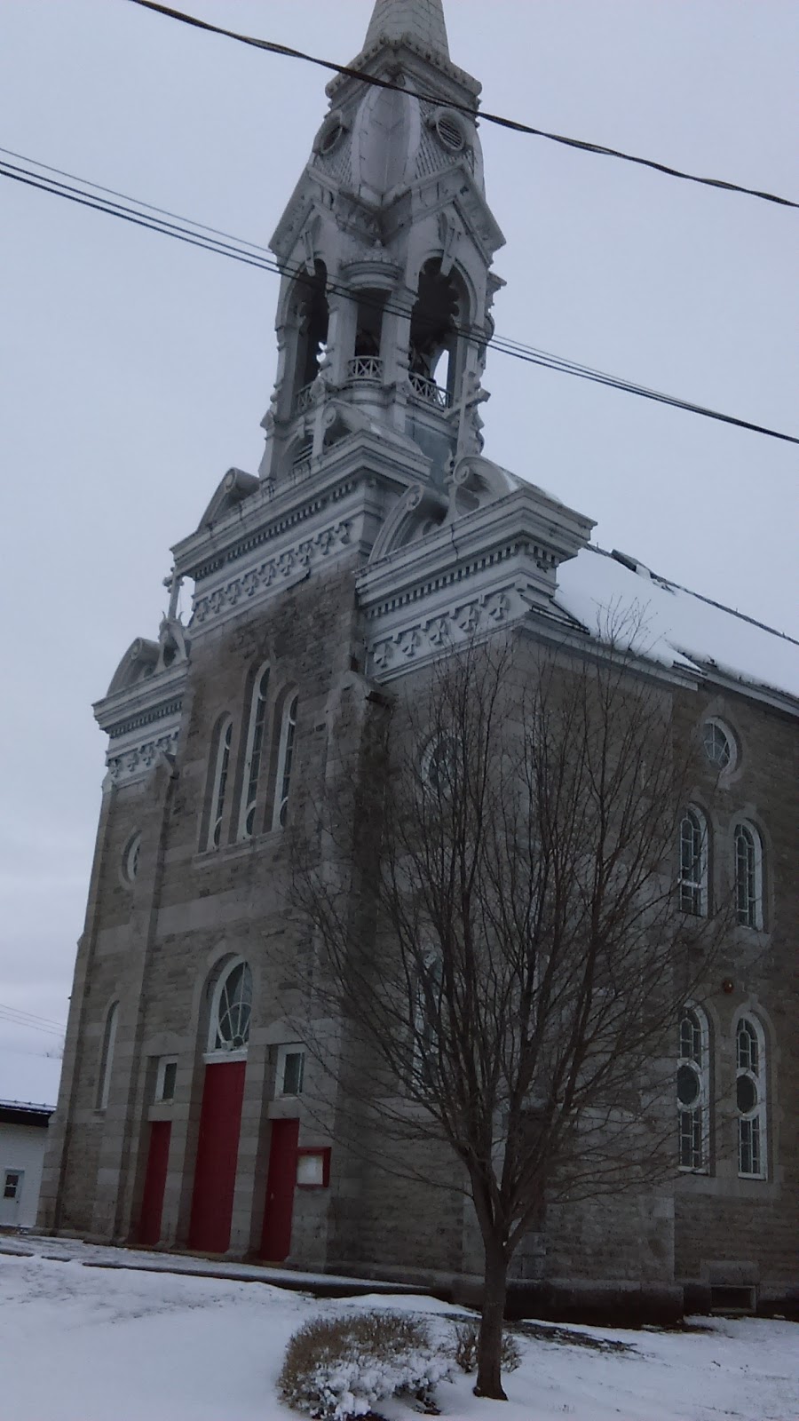 Sainte-Marie-Salomé City Hall | 690 Chemin St Jean, Sainte-Marie-Salomé, QC J0K 2Z0, Canada | Phone: (450) 839-6212
