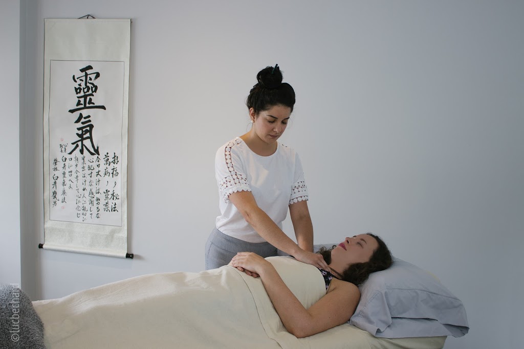 Maison Reiki Usui | 54 Rue Saint-Onge, Châteauguay, QC J6J 5T8, Canada | Phone: (514) 773-0638