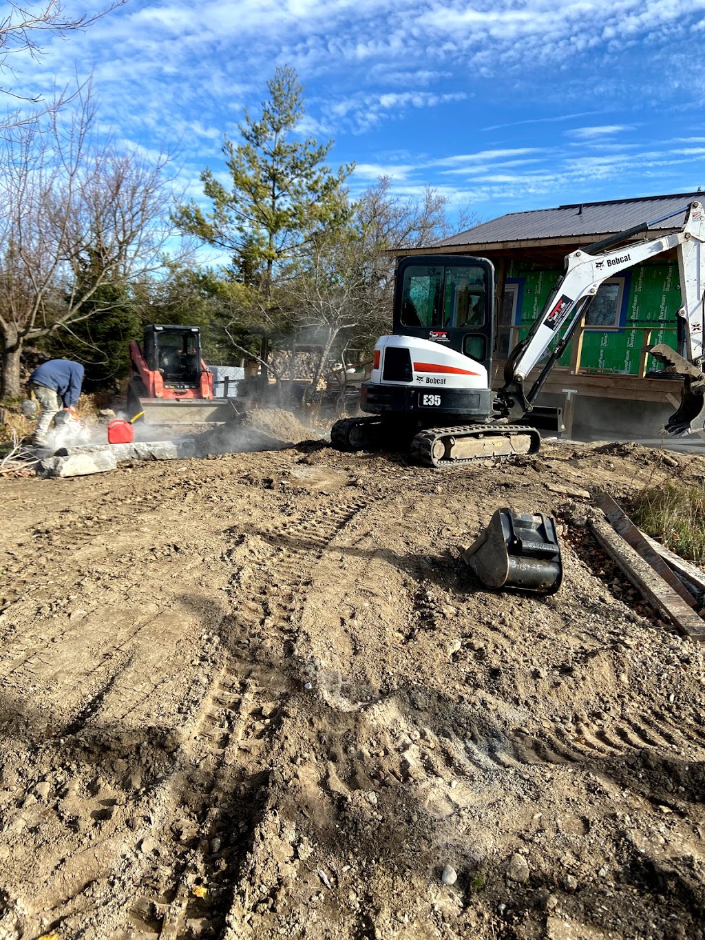 Dig Tech Infrastructure | 4801 Concession Rd 5, Newtonville, ON L0A 1J0, Canada | Phone: (289) 685-5501