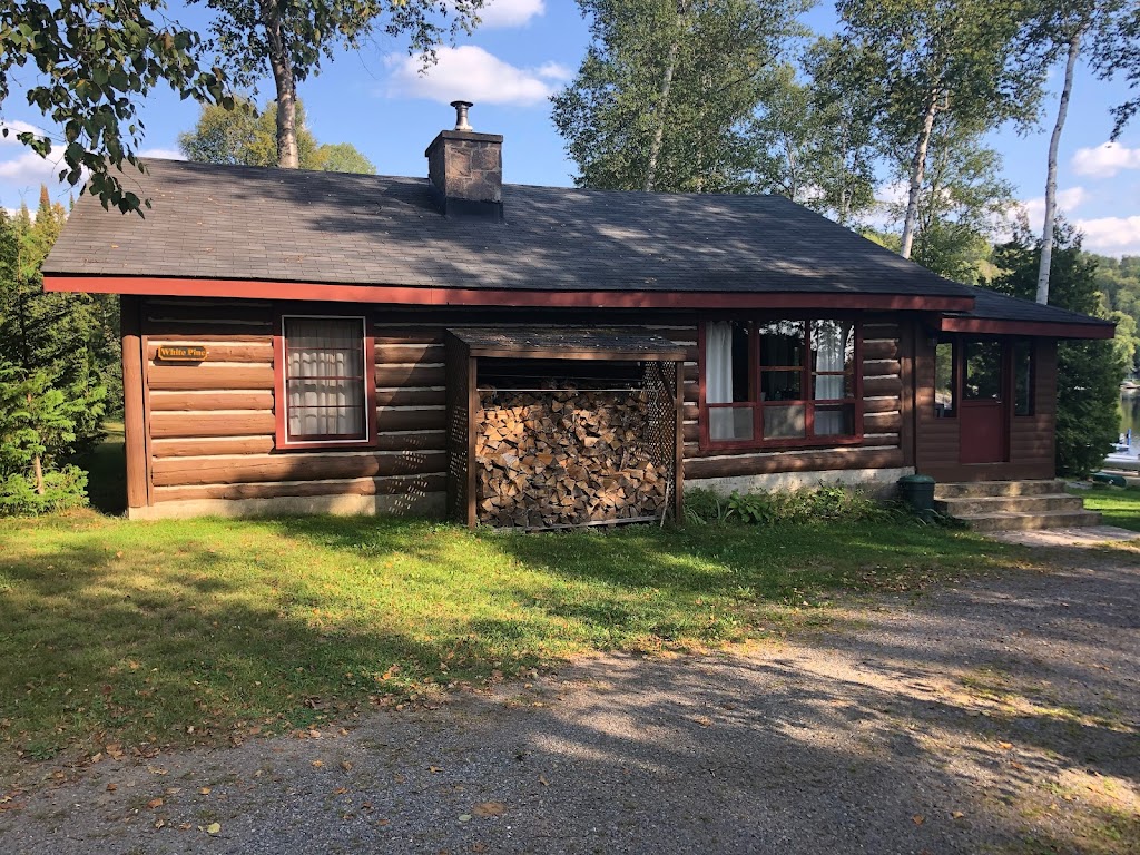 Hay Lake Cottages | 903 McRae Hay Lake Rd, Whitney, ON K0J 2M0, Canada | Phone: (613) 637-1369