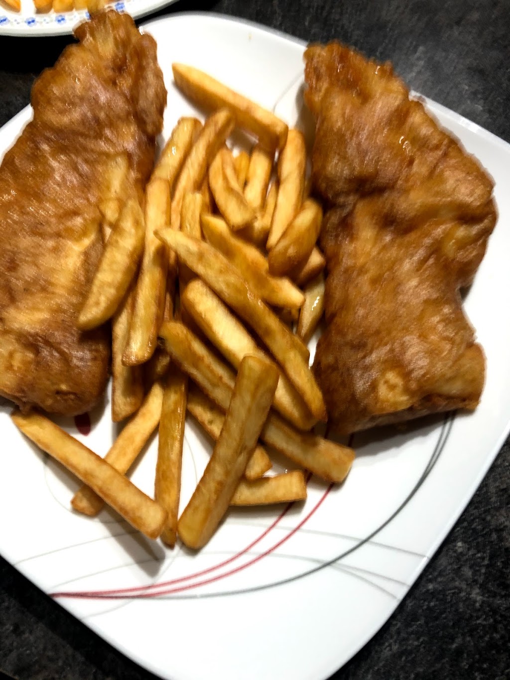 Thorold Fish and Chips | 46 Front St N, Thorold, ON L2V 1X5, Canada | Phone: (905) 680-2318