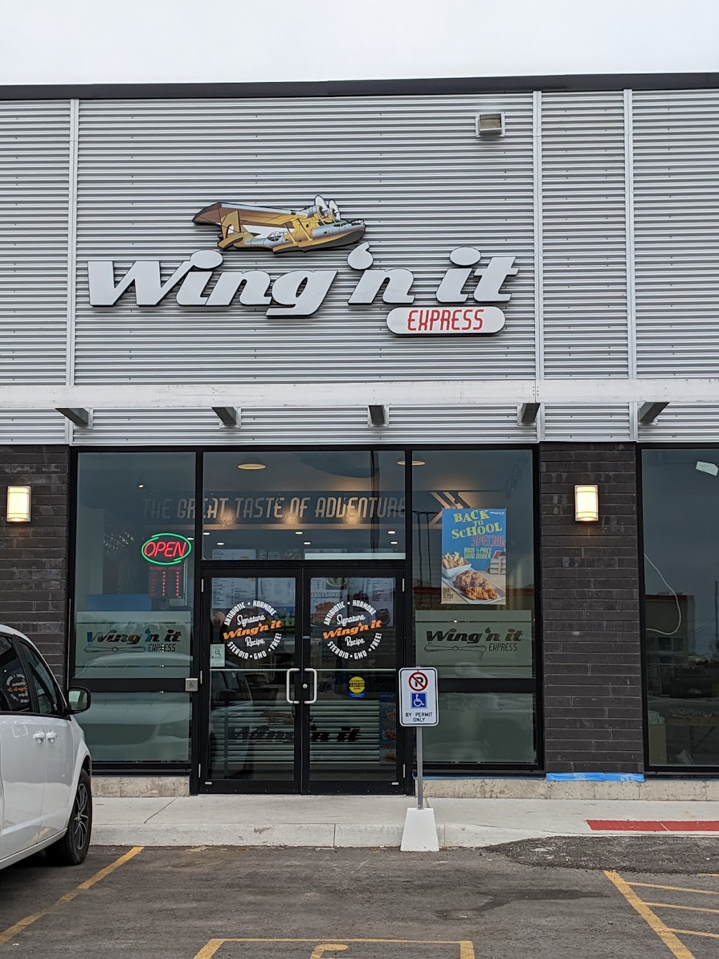 WingN It Express | 2125 16th St E, Owen Sound, ON N4K 0E2, Canada | Phone: (519) 376-6868