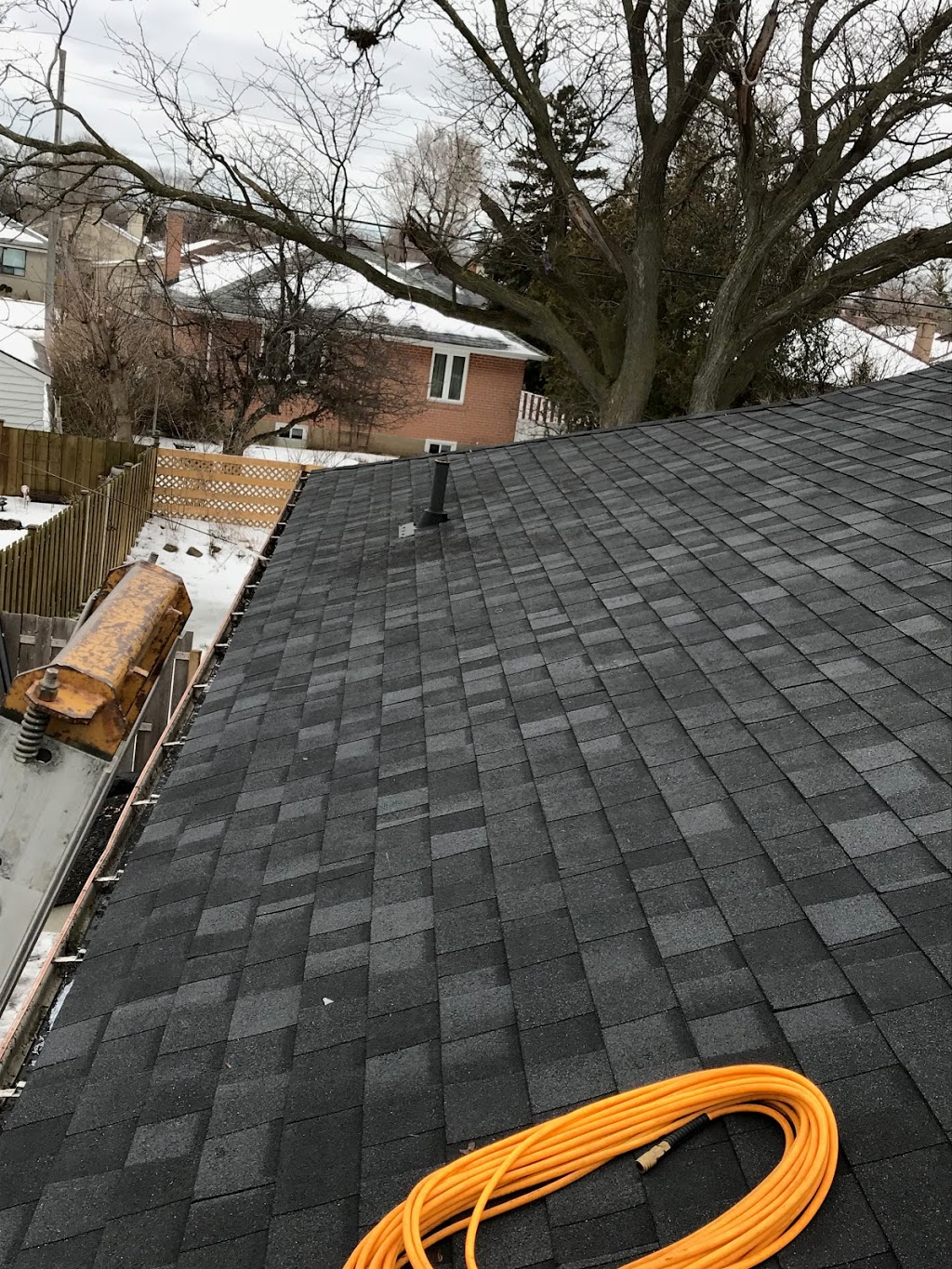 Warner Roofing Inc. | 116 Devins Dr, Aurora, ON L4G 4B5, Canada | Phone: (416) 567-3526