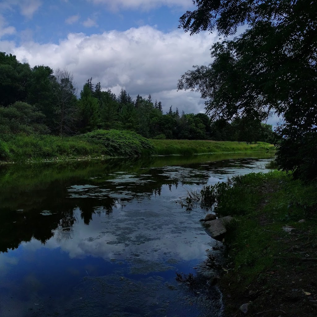 West Perth Thames Nature Trail (South) | 2 Adelaide St, Mitchell, ON N0K 1N0, Canada