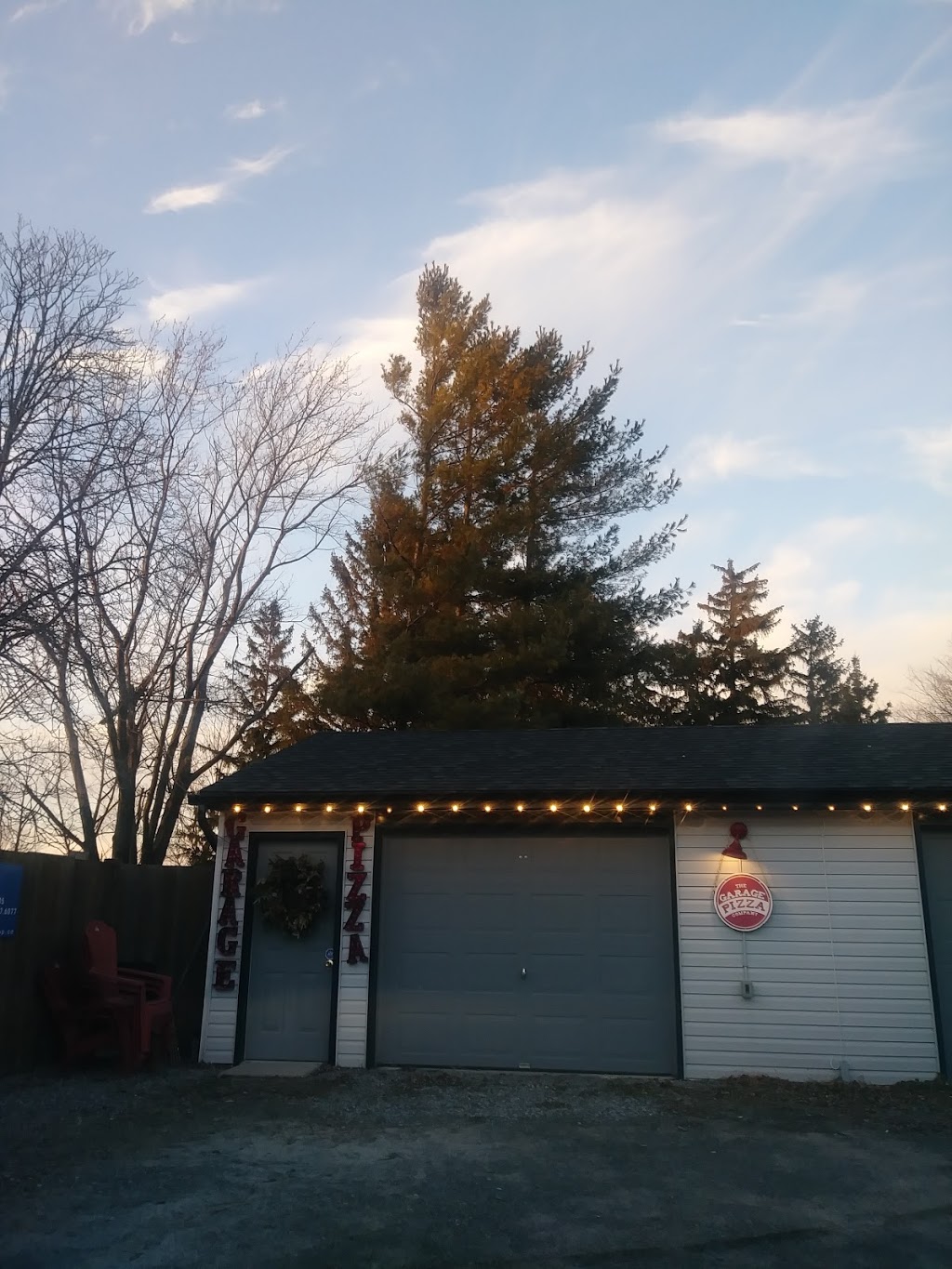 Garage Pizza | 1282 York Rd, Niagara-on-the-Lake, ON L0S 1J0, Canada | Phone: (289) 501-2772