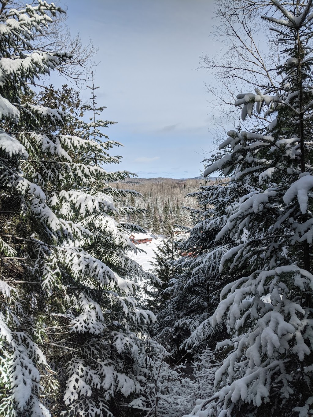 Auberge Kan à Mouche | 7639 Chem. Brassard, Saint-Michel-des-Saints, QC J0K 3B0, Canada | Phone: (450) 833-6662