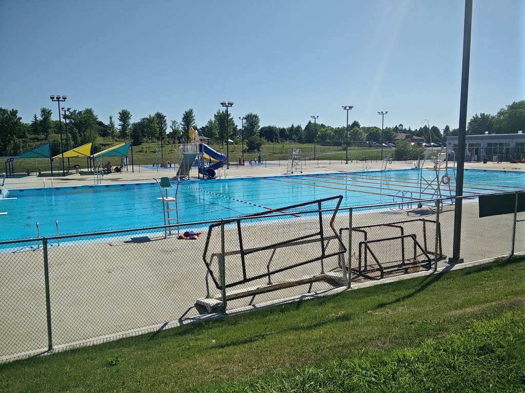 Piscine St-Vincent | 3999 Boulevard de la Concorde E, Laval, QC H7E 5A5, Canada | Phone: (450) 664-1415