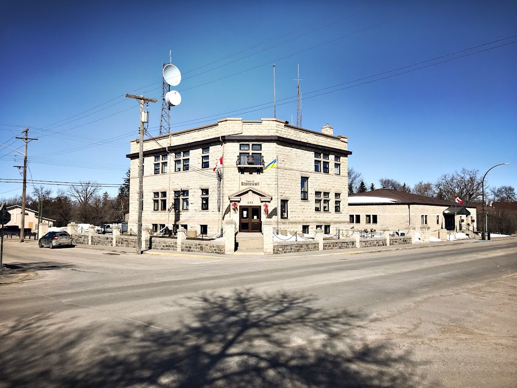 Interlake Food Bank | 293 Main St, Stonewall, MB R0C 2Z0, Canada | Phone: (204) 467-9118