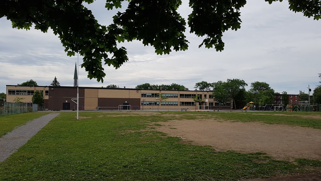 École Coeur-Vaillant | 3430 Boulevard Neilson, Québec, QC G1W 2W1, Canada | Phone: (418) 652-2153