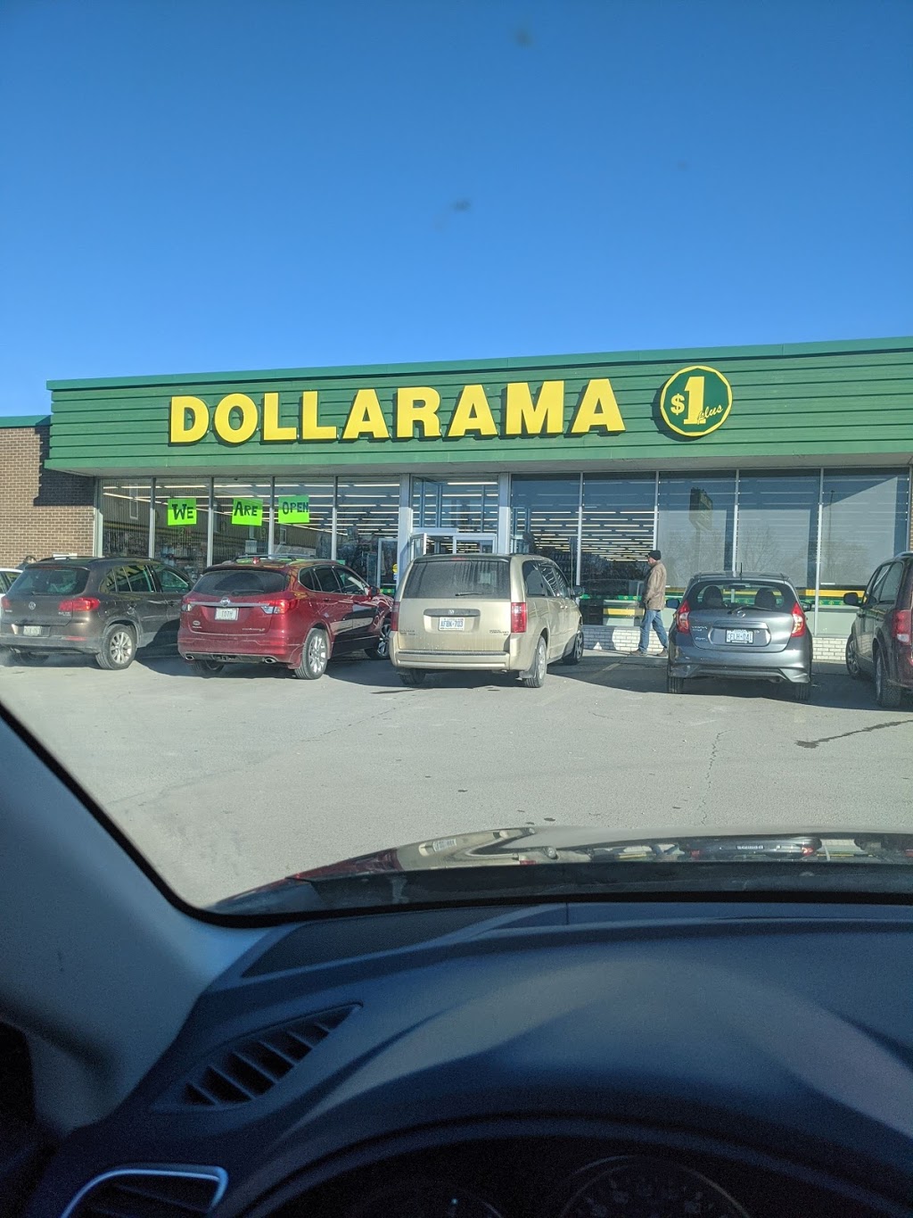 Dollarama | 211 N Front St, Belleville, ON K8P 3C3, Canada | Phone: (613) 771-1264