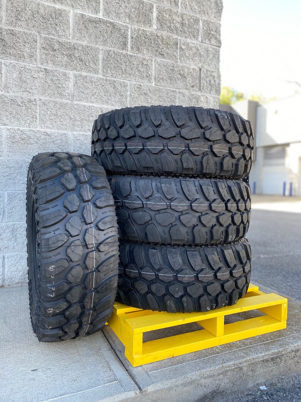 KORS Tire | 1418 Hunter Ct Unit 2, Kelowna, BC V1X 6E6, Canada | Phone: (250) 864-8885