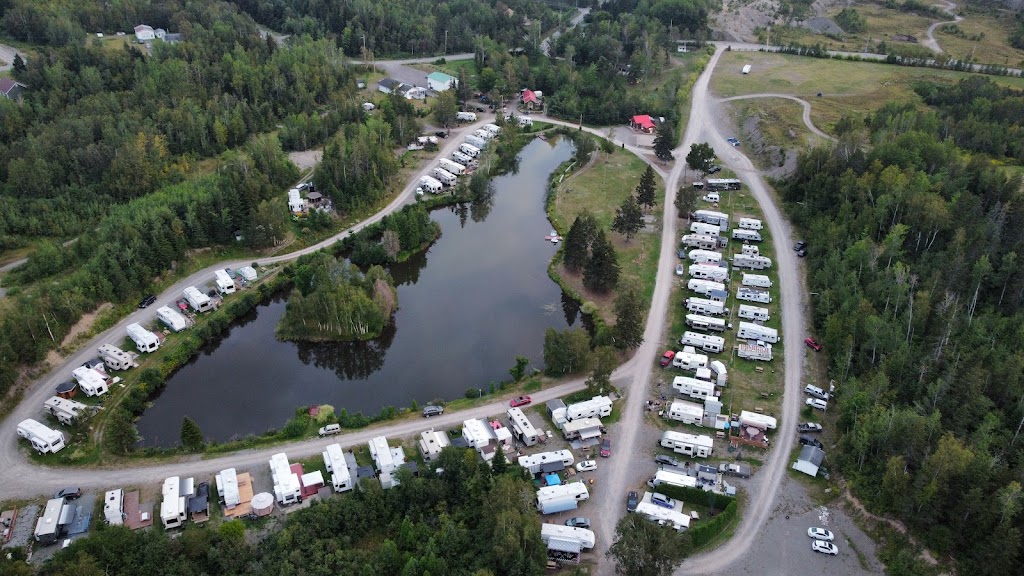 Camping La Coulée Douce | 230 Rte de la Station, Saint-Modeste, QC G0L 3W0, Canada | Phone: (418) 868-0383