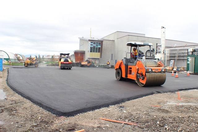 Superior Asphalt Paving Ltd | 23633 Fraser Hwy, Langley Twp, BC V2Z 2K5, Canada | Phone: (604) 530-2412