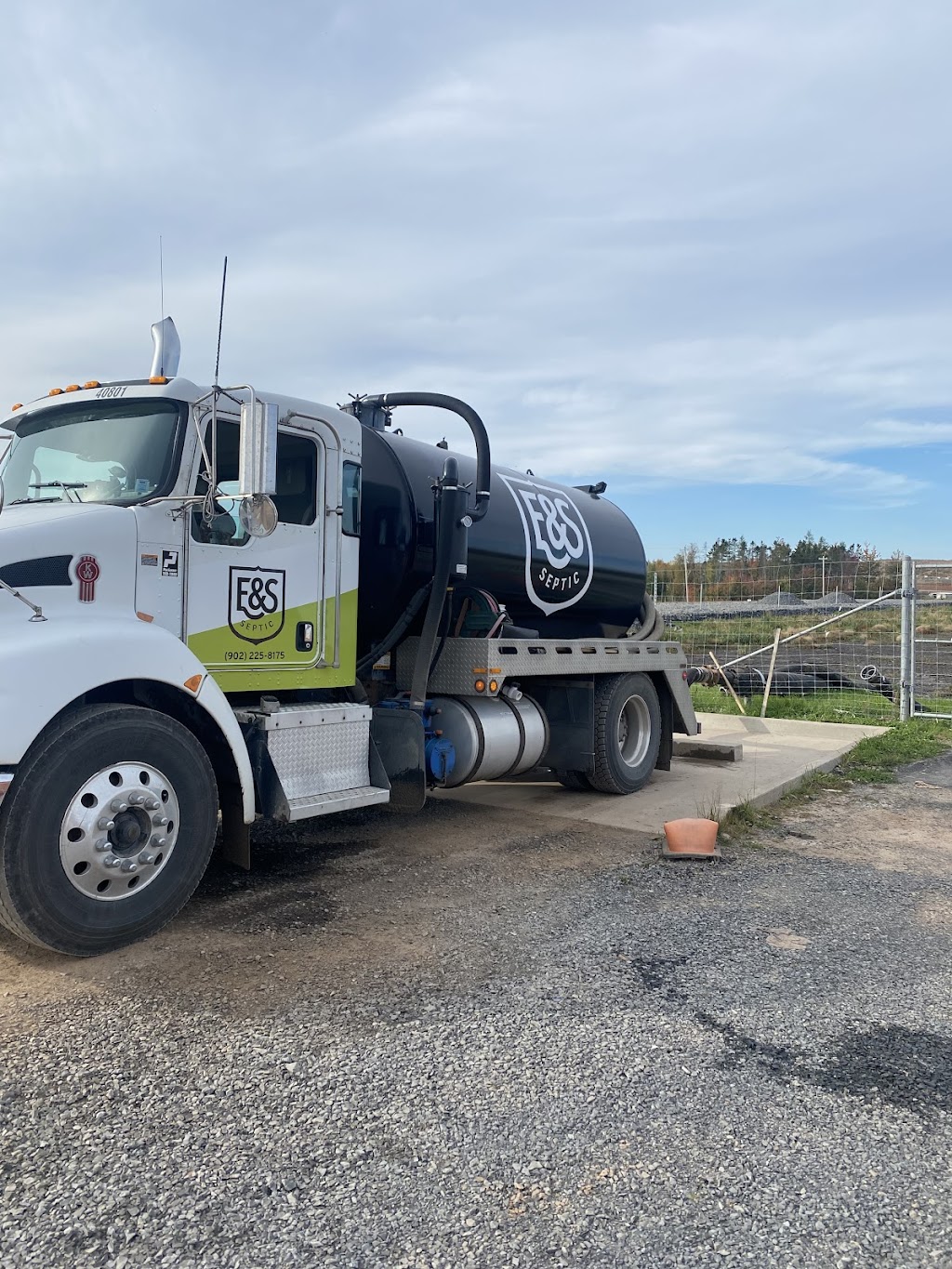 E&S Septic Services | 28 Concorde Way #27, Enfield, NS B2T 0R4, Canada | Phone: (902) 225-8175