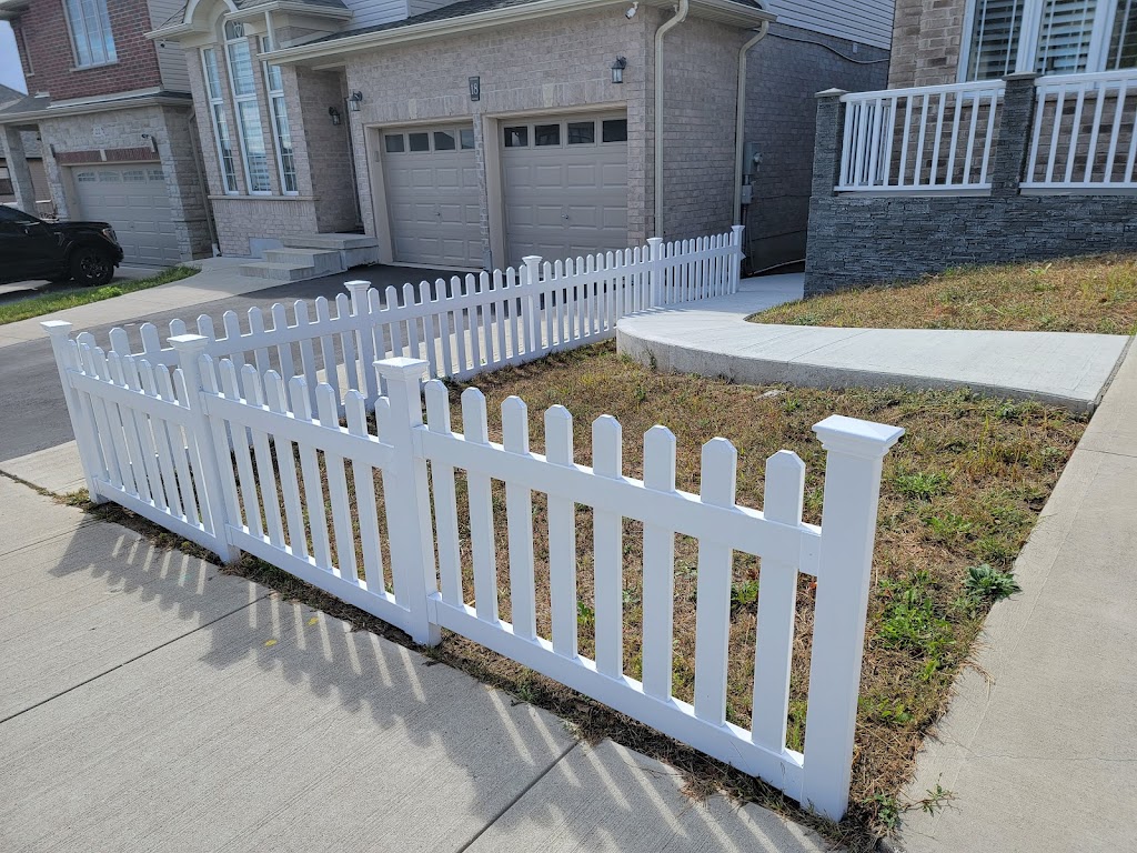 Fence Deck 5Az | Knotty Pine Ave, Cambridge, ON N3H 0E2, Canada | Phone: (519) 574-6972