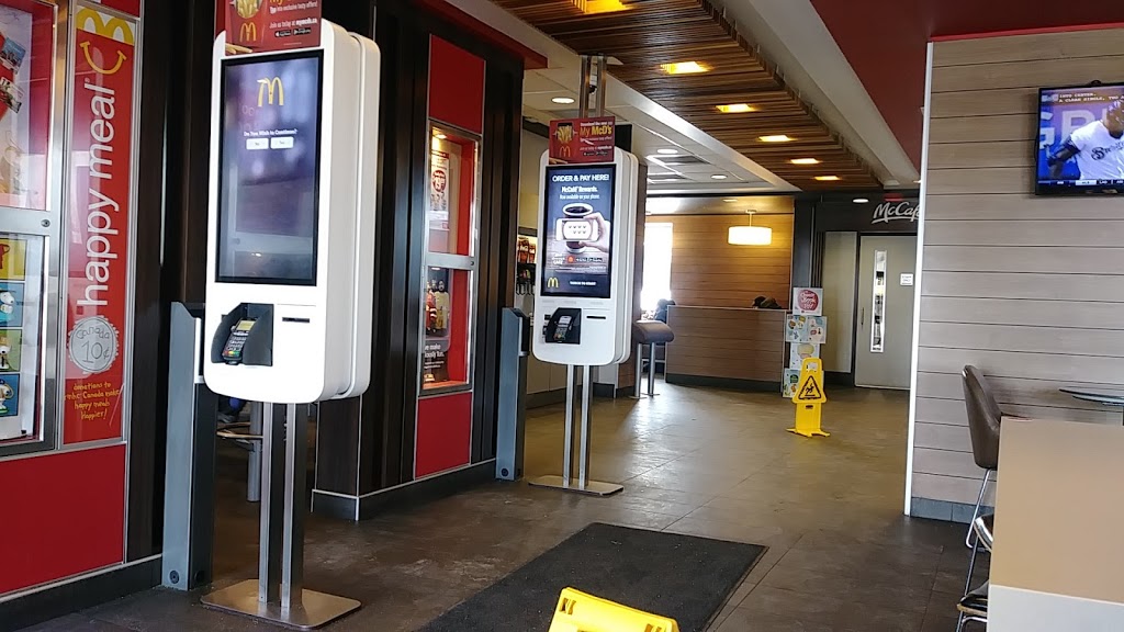 McDonalds | 3660 12 Ave NE, Calgary, AB T2A 5H7, Canada | Phone: (403) 273-1219